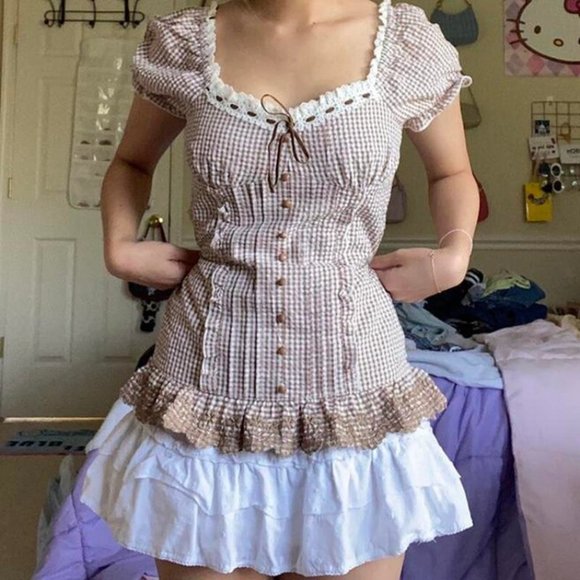 y2k lace milkmaid cami top by no boundaries featuring a creamy white base - Picture 4 of 4